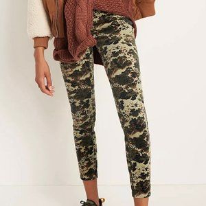 PILCRO Anthropologie Green Floral Camo High Waisted Button up Corduroy Skinny 29